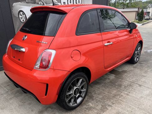 Used 2019 FIAT 500 Pop w/ Popular Equipment Package FWD image 8