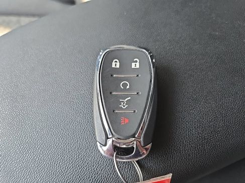 Used 2024 Chevrolet Equinox LT w/ Driver Convenience Package AWD/4WD image 96