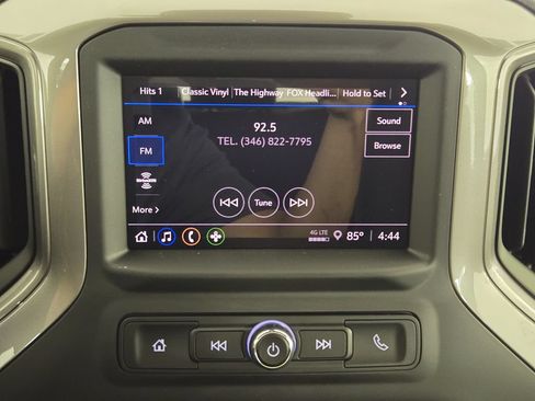 New 2026 Chevrolet Silverado 2500 Custom w/ Custom Value Package AWD/4WD image 18