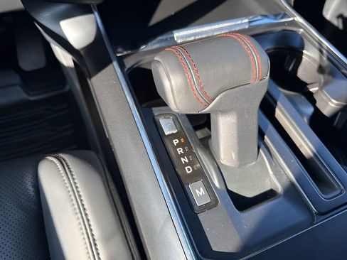 Used 2025 Ford F150 Raptor image 19