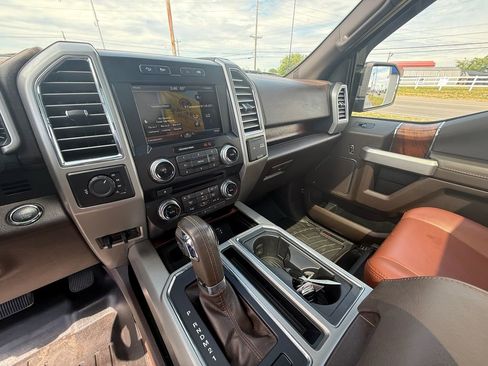 Used 2015 Ford F150 King Ranch w/ Equipment Group 601A Luxury AWD/4WD image 14
