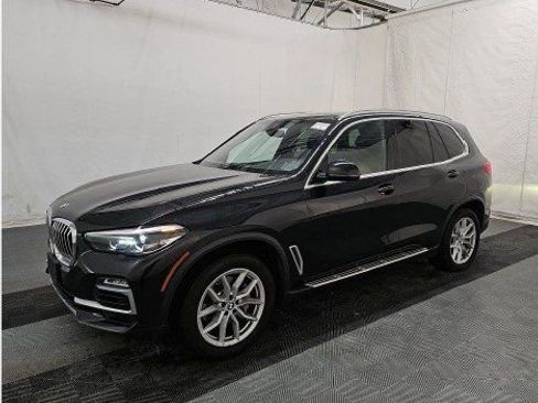 Used 2019 BMW X5 xDrive40i w/ Convenience Package image 2