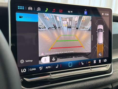 New 2026 Volkswagen Tiguan S FWD image 24