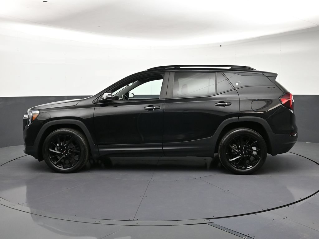 Certified 2023 GMC Terrain SLE w/ Driver Convenience Package AWD/4WD image 2