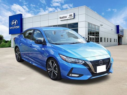 Used 2020 Nissan Sentra SR image 1