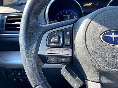 Used 2017 Subaru Outback 2.5i Premium image 16