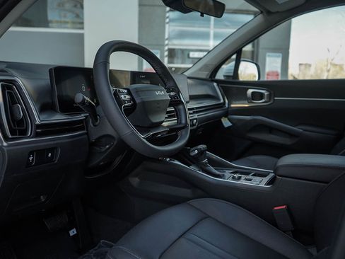 New 2026 Kia Sorento S image 18