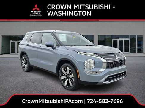 New 2026 Mitsubishi Outlander SE AWD/4WD image 1