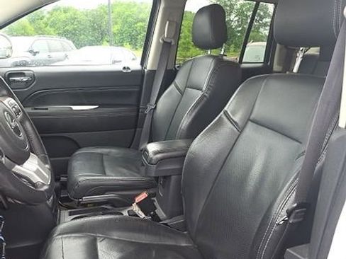 Used 2016 Jeep Compass High Altitude AWD/4WD image 7
