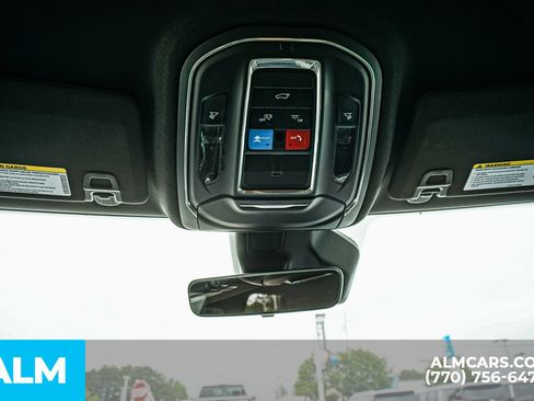 Used 2025 Jeep Grand Cherokee Altitude AWD/4WD image 62