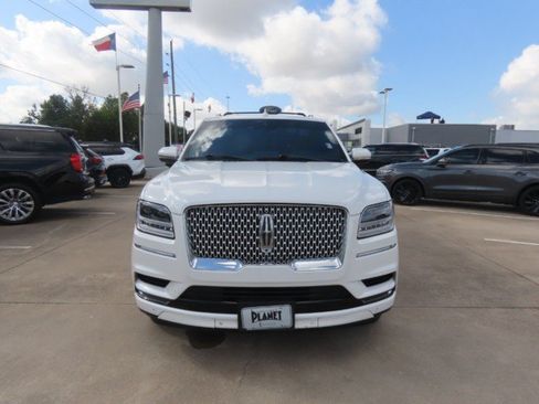 Used 2020 Lincoln Navigator Reserve w/ Equipment Group 208A Reserve AWD/4WD image 4