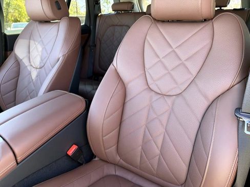 New 2026 BMW X5 xDrive40i w/ M Sport Package image 17