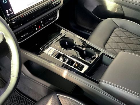 New 2026 Volkswagen Atlas SEL Premium R-Line image 17