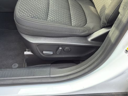Used 2023 Ford Escape Active FWD image 11