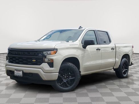 Used 2026 Chevrolet Silverado 1500 Custom w/ Turbomax Blackout Package RWD image 2