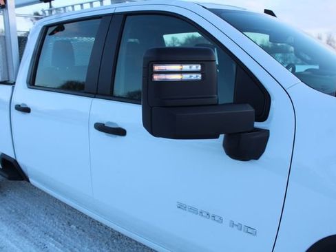 Used 2025 Chevrolet Silverado 2500 W/T w/ WT/CX Safety Package image 7