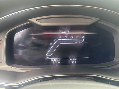 Used 2023 Audi RS Q8 image 11