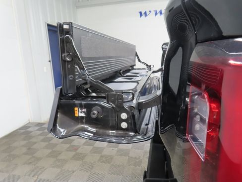 Used 2024 GMC Sierra 2500 Denali w/ Denali Reserve Package image 42