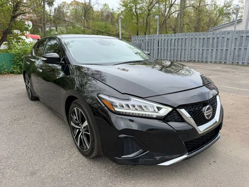Used 2021 Nissan Maxima 3.5 SV w/ Floor Mat Group FWD image 3