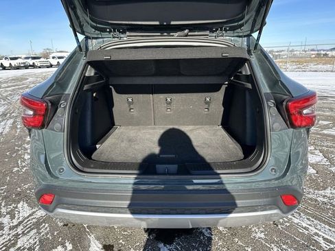 Used 2025 Chevrolet Trax LT image 26