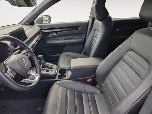 Used 2025 Honda CR-V Sport Touring image 9