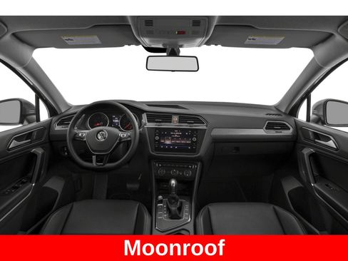 Used 2019 Volkswagen Tiguan SE w/ Panoramic Sunroof Package AWD/4WD image 8