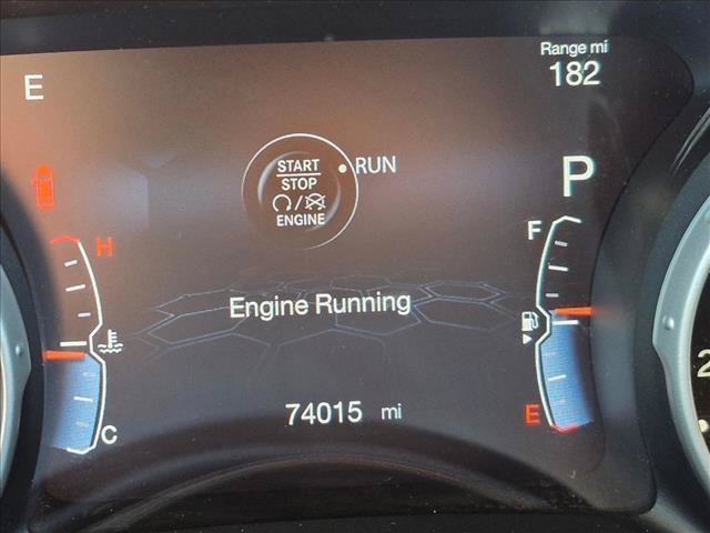 Used 2018 Jeep Compass Latitude w/ Popular Equipment Group FWD image 10