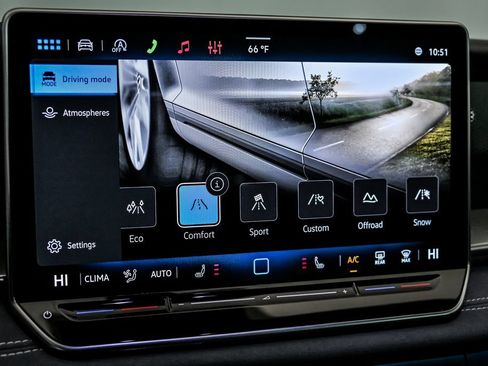 New 2026 Volkswagen Tiguan SE R-Line AWD/4WD image 13