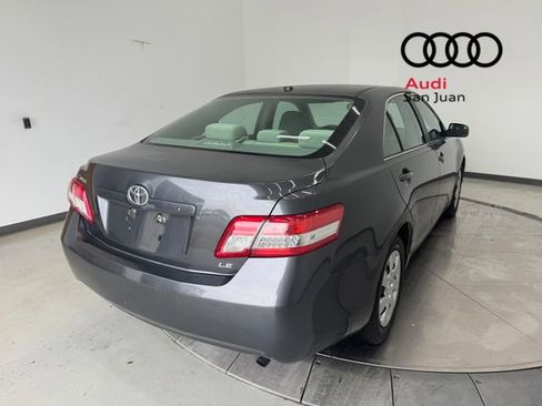 Used 2011 Toyota Camry LE FWD image 33