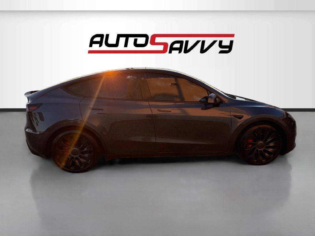 Used 2022 Tesla Model Y Performance AWD/4WD image 8
