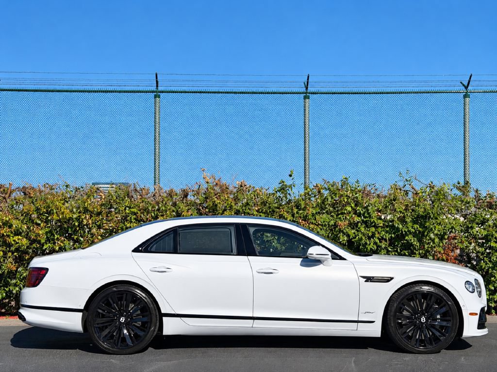 Used 2023 Bentley Flying Spur W12 AWD/4WD image 13