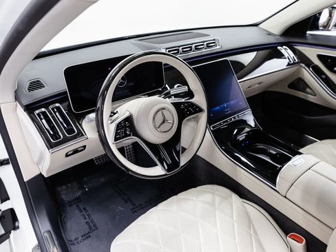 Certified 2023 Mercedes-Benz S 580 4MATIC Sedan image 8