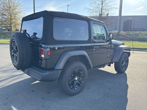 Certified 2023 Jeep Wrangler Sport S image 9