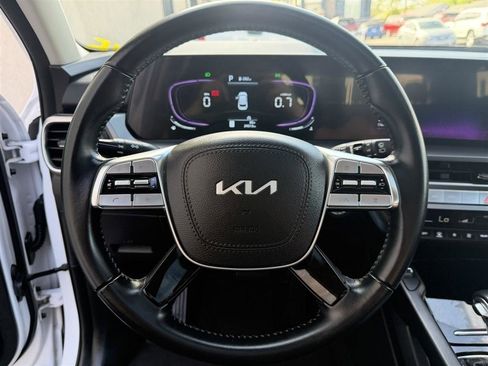 Used 2025 Kia Telluride S image 27