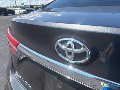 Used 2015 Toyota Avalon XLE FWD image 30