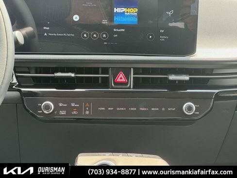 New 2025 Kia EV6 Light w/ Light LR Technology Package image 11