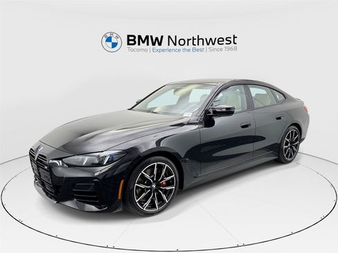 Used 2025 BMW 440i xDrive image 1