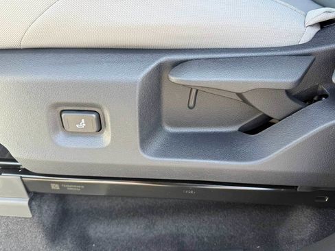 New 2026 Toyota Tacoma SR5 image 9