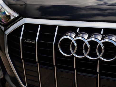 Used 2021 Audi Q3 2.0T Premium w/ Convenience Package image 13