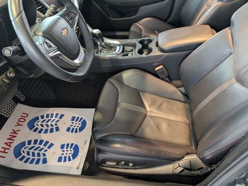 Used 2017 Chevrolet SS Base image 9