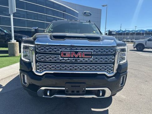 Used 2023 GMC Sierra 2500 Denali image 3