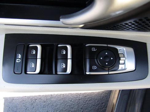 Used 2021 Kia Telluride S AWD/4WD image 11
