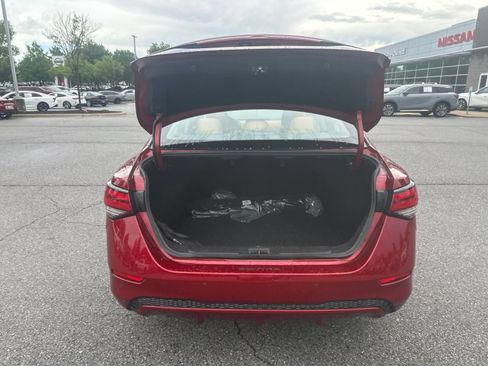 Used 2025 Nissan Sentra SV w/ SV Premium Package FWD image 11