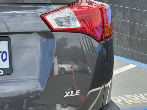 Used 2015 Toyota RAV4 XLE FWD image 24