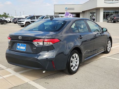 Used 2026 Toyota Corolla LE FWD image 4