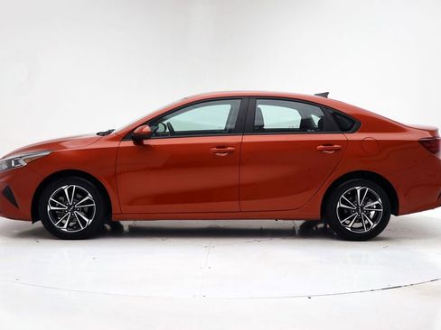 Used 2023 Kia Forte LXS image 5