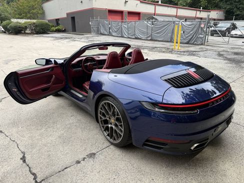 Used 2021 Porsche 911 Carrera RWD image 10