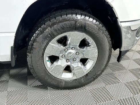 Certified 2020 RAM 1500 Big Horn AWD/4WD image 37