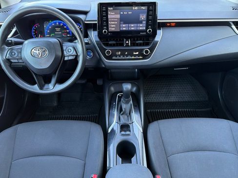 Used 2022 Toyota Corolla LE FWD image 12