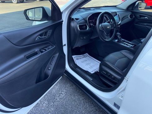 Used 2022 Chevrolet Equinox Premier FWD image 13